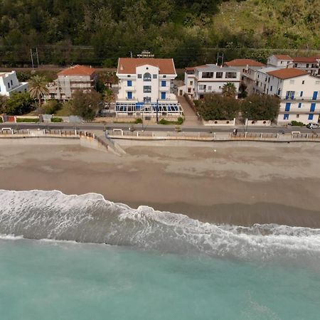 Sea Garden Hotel Acquappesa Bagian luar foto