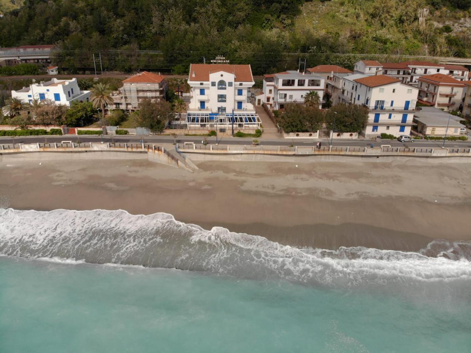 Sea Garden Hotel Acquappesa Bagian luar foto