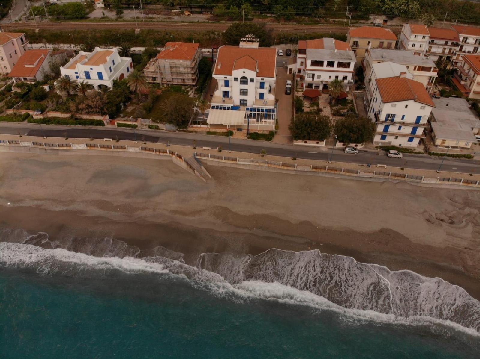 Sea Garden Hotel Acquappesa Bagian luar foto
