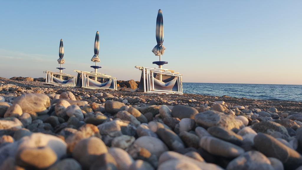 Sea Garden Hotel Acquappesa Bagian luar foto