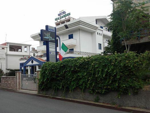 Sea Garden Hotel Acquappesa Bagian luar foto