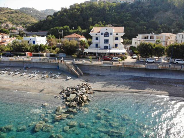 Sea Garden Hotel Acquappesa Bagian luar foto