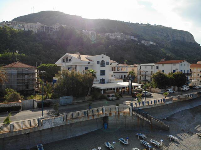 Sea Garden Hotel Acquappesa Bagian luar foto